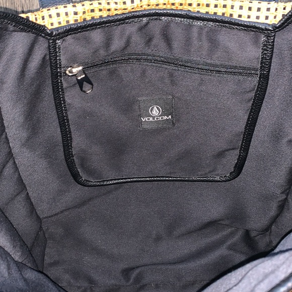 Volcom Last Straw Tote - Picture 3 of 3